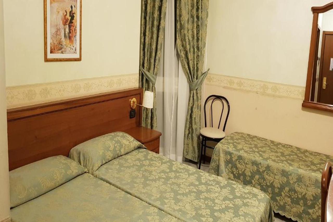 Hotel Orazia Roma Exterior foto